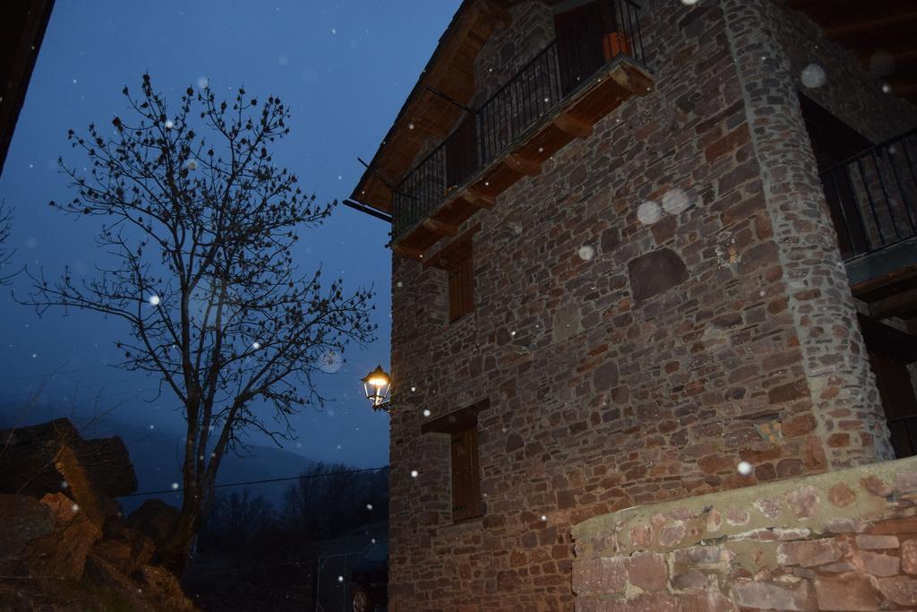 El Corralet De Cal Tonico Apartment Llagunes Exterior photo