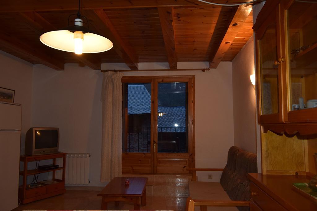 El Corralet De Cal Tonico Apartment Llagunes Exterior photo